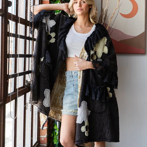 067Oli & Hali Flower Patchwork Lace Ruffle Sleeve Duster Washed Black Size Small - Picture 2 of 11